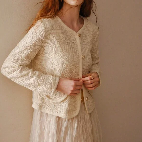 Apricot Elegant Women's Hollow-Out Bohemian Cashew Flower Pattern Coat - Picture 5 of 7